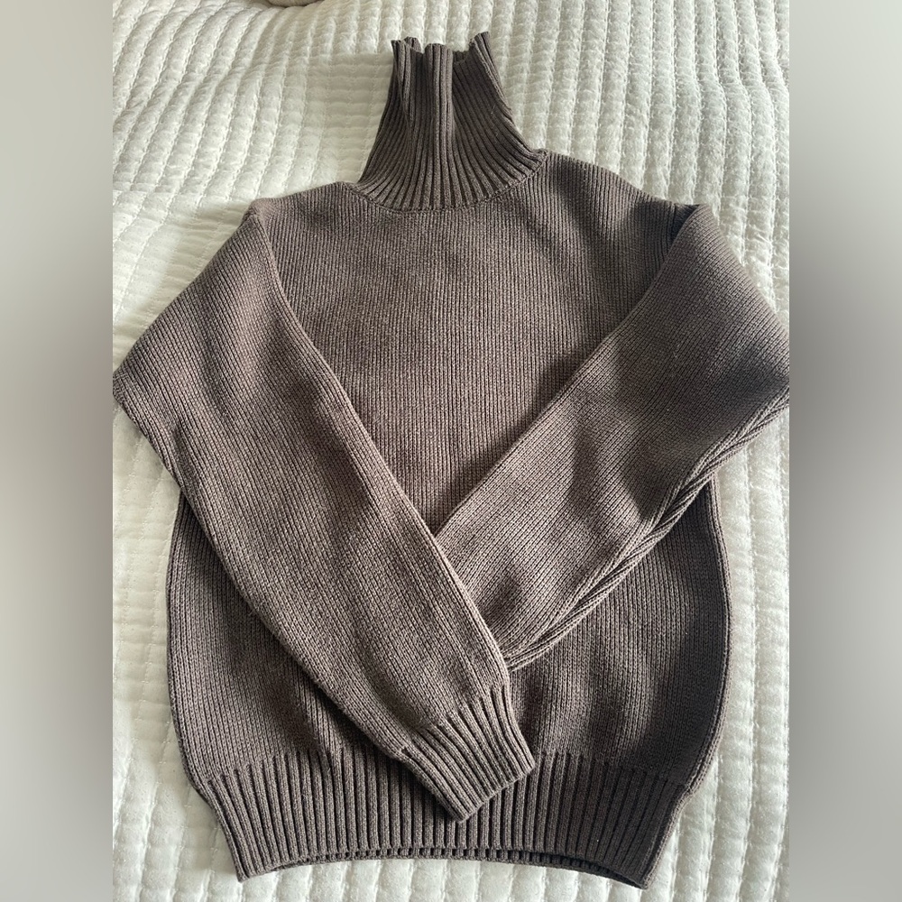 Quince Women's Brown Turtleneck Sweater